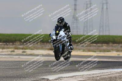 media/Aug-03-2025-TrackDaz (Sun) [[bf4a71acf9]]/C Group/1240pm (Wheelie Bump)/
